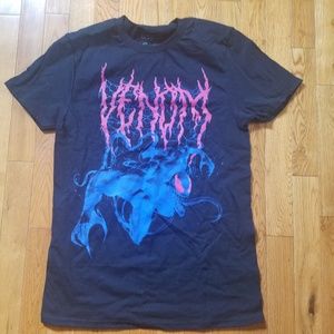 NWOT Venom Black Small Tshirt